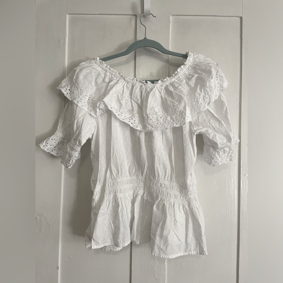 Universal Thread Ruffled Smocked Waist Blouse, White, Size Large, EUC! - Picture 2 of 4